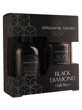 Schwarzer Diamant – Luxuriöse Geschenkbox mit zwei Produkten unserer Black Edition: Schwarzer Trüffel Patè 10% und Balsamico-Essig aus Modena mit schwarzem Trüffel. Perfekt für ein unvergessliches Geschenk.